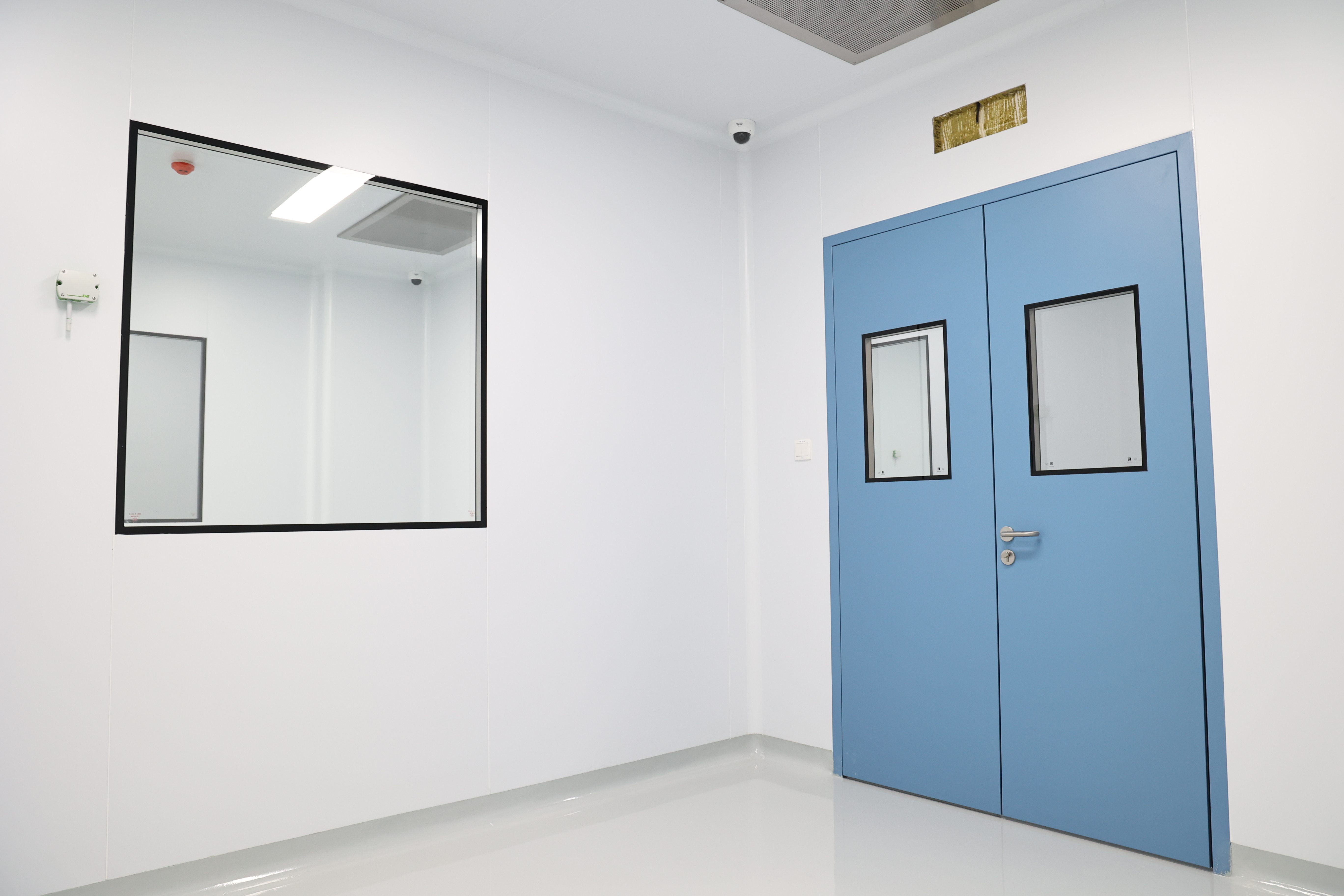 Caractéristiques des fenêtres de salle blanche